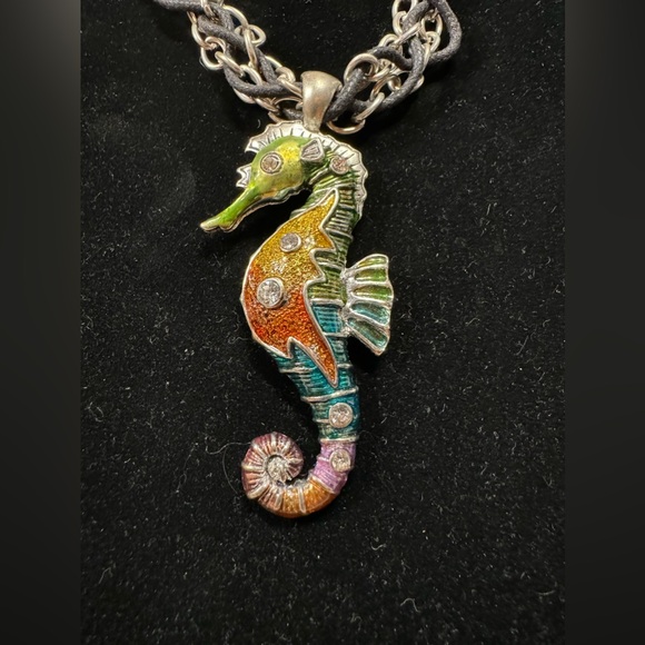 Fashion necklace & earring set - seahorse with rhinestones. - Picture 2 of 4